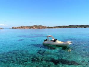 Exclusive Boats - Noleggio Barche, Gommoni con Skipper