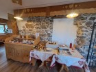 Chalet Resort Al Vecchio Fienile - Suites con Sauna e Cromoterapia in Val di Fiemme, Dolomiti del Trentino