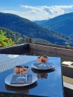 Chalet Resort Al Vecchio Fienile - Suites con Sauna e Cromoterapia in Val di Fiemme, Dolomiti del Trentino