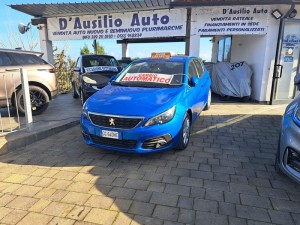 D'Ausilio Auto - Rivenditore Auto Nuove e Seminuove, Aziendali e Km0, Multimarca e Autorizzato Toyota, Rent Car & Scooter